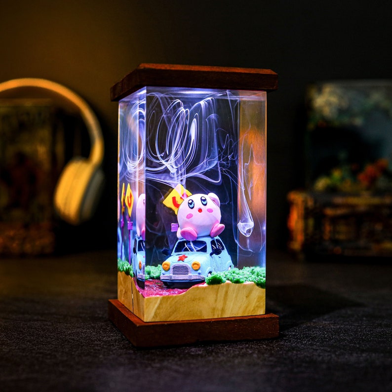 Kawaii Kirby Epoxy Lamp