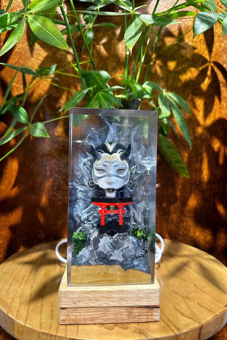 Japanese Oni Mask Resin Lamp