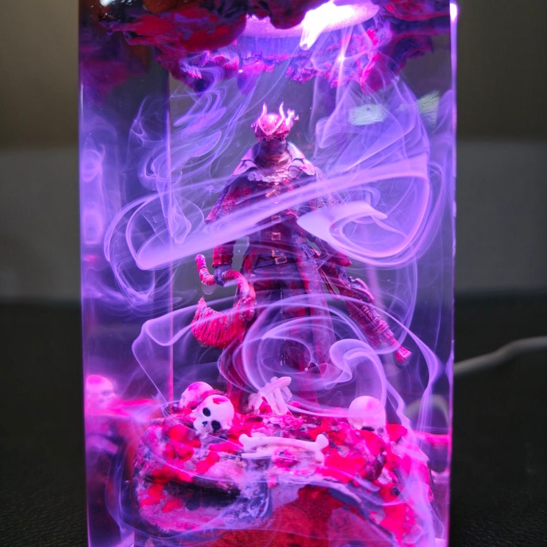 Bloodborne Figurines Resin Lamp
