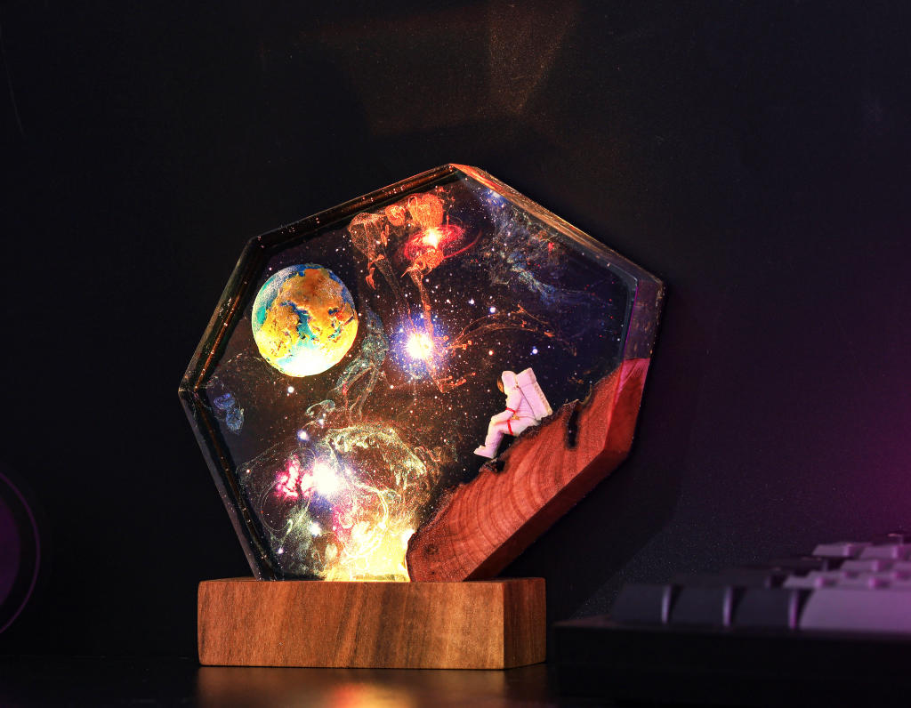 The EARTH and Astronaut Epoxy Lamp