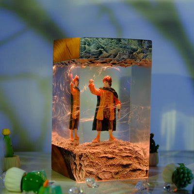 Hobbit Resin Lamp