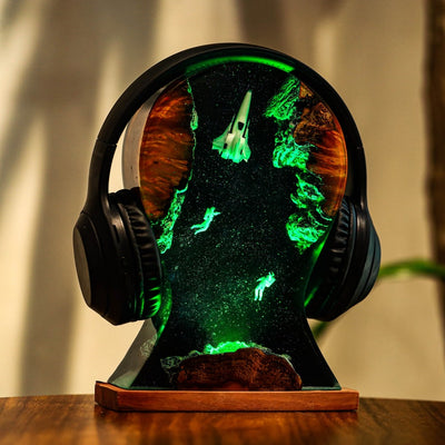 Astronaut Galaxy Headphone Stand Resin Lamp