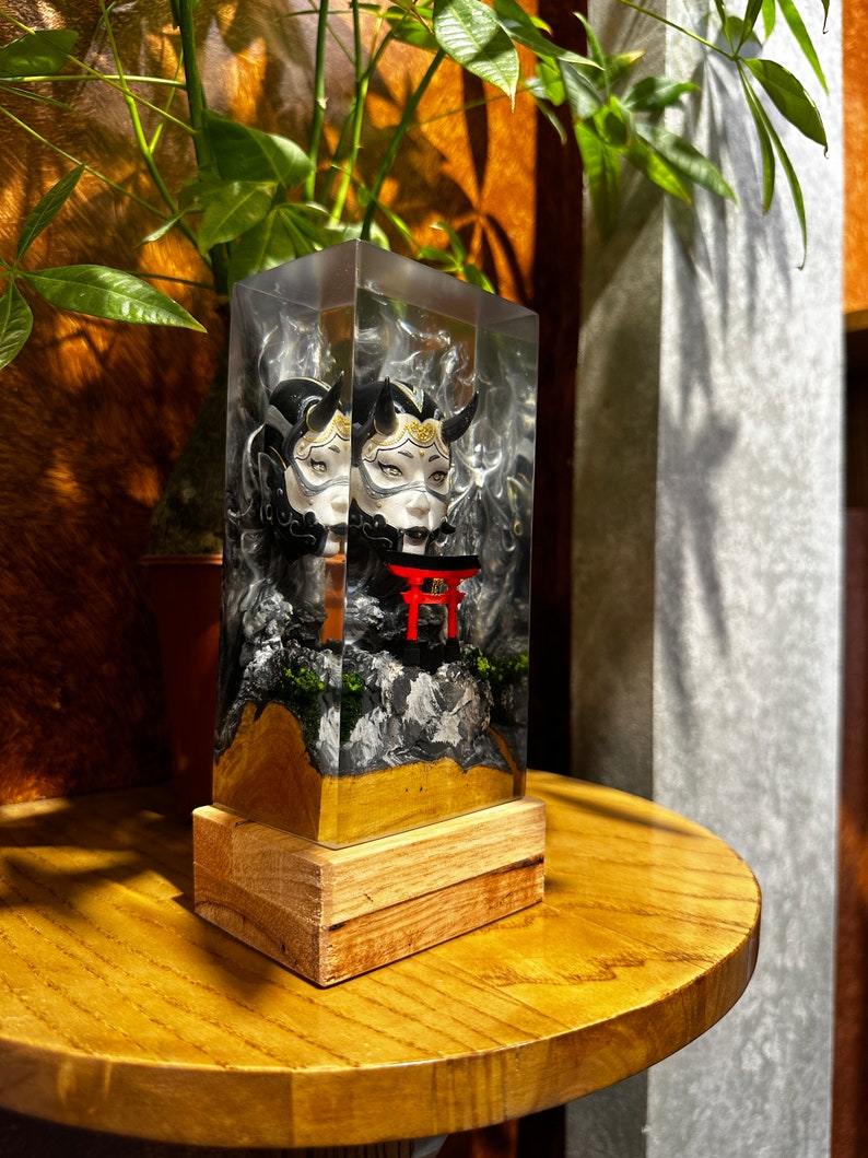 Japanese Oni Mask Resin Lamp