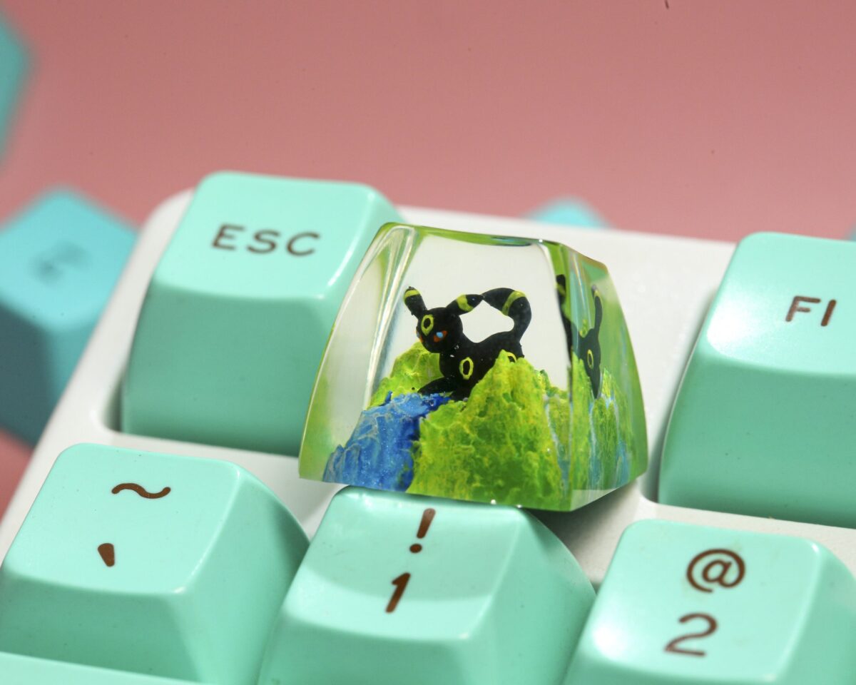 UMBREON POKEMON – ARTISAN KEYCAPS