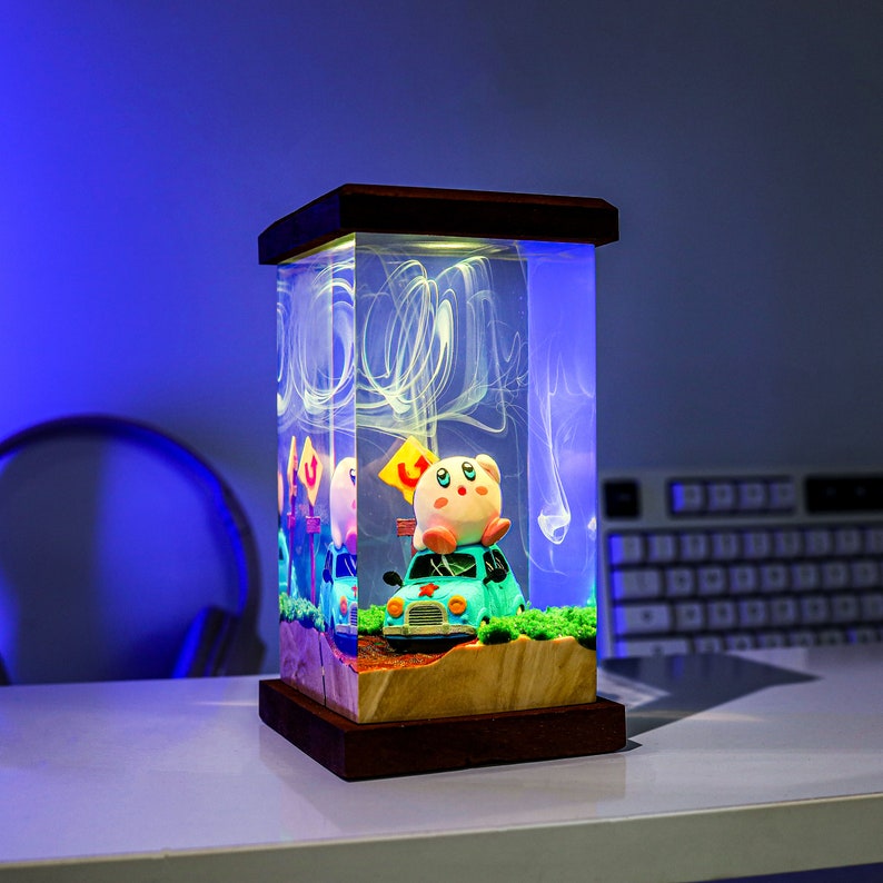 Kawaii Kirby Epoxy Lamp