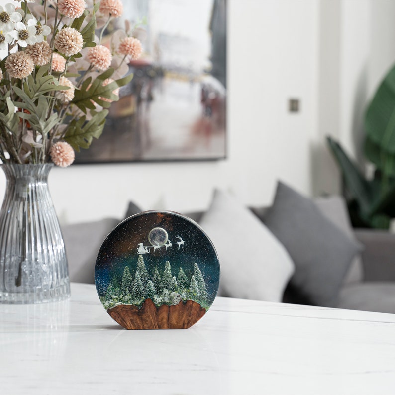 MAGIC LANDSCAPE Epoxy Lamp 2