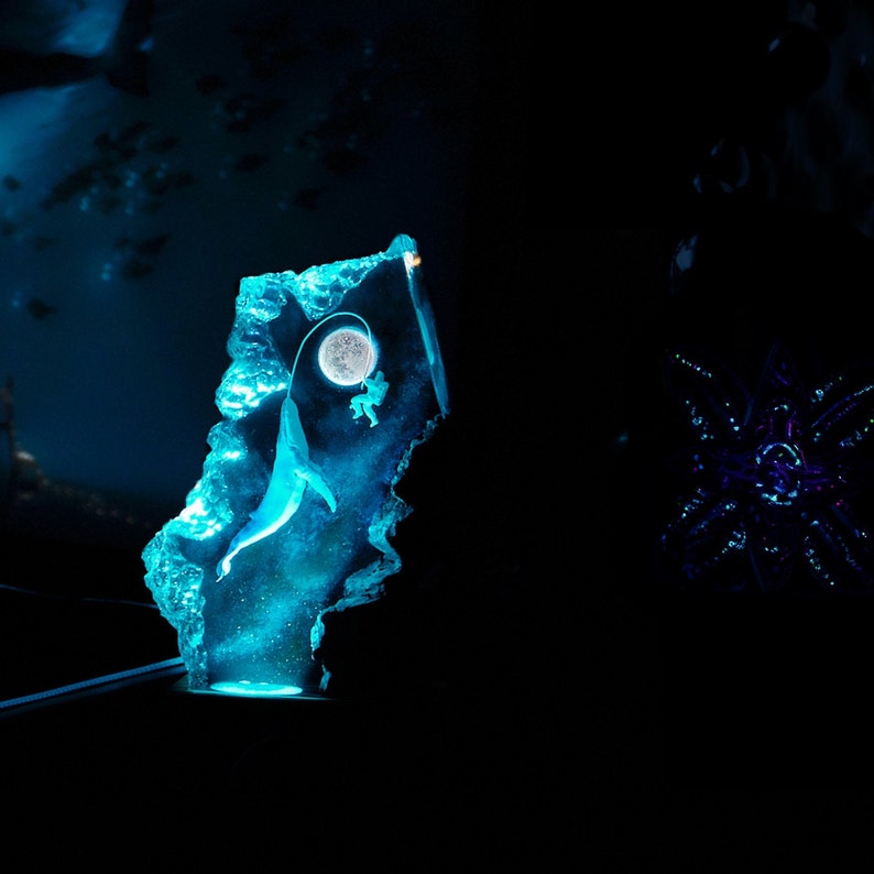 INTERSTELLAR EPOXY LAMP