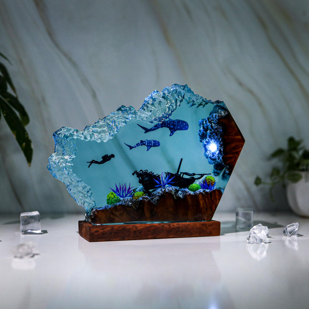 Whale Shark and Diver Epoxy Lamp