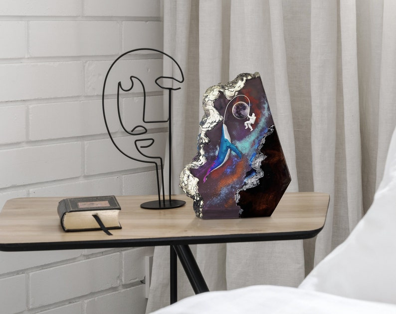 INTERSTELLAR EPOXY LAMP