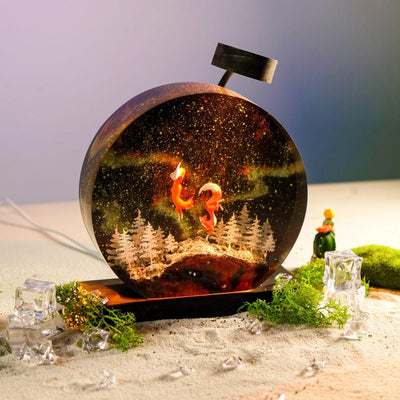 Dancing Fox Resin Lamp