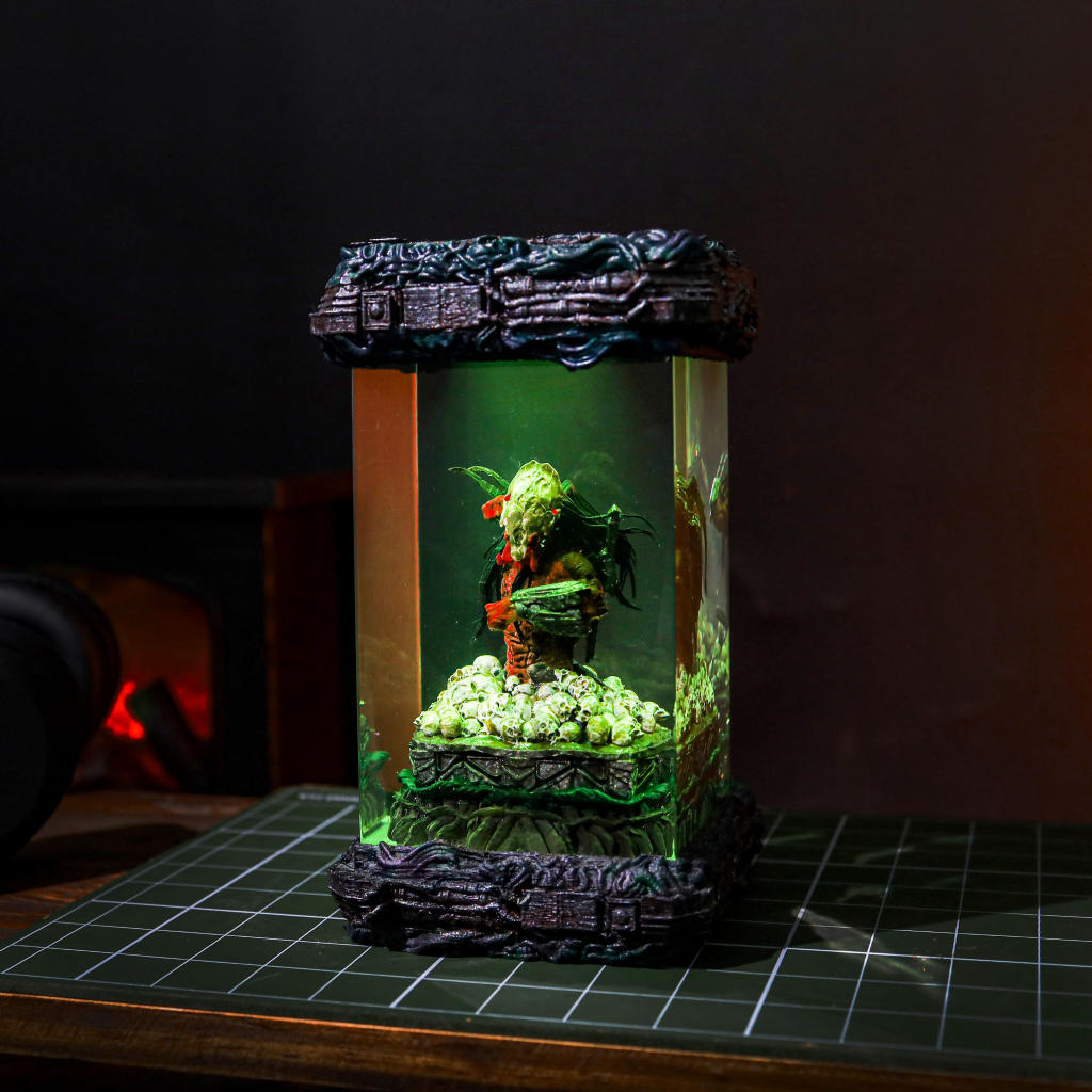 Predator Monster Epoxy Lamp Ver 2