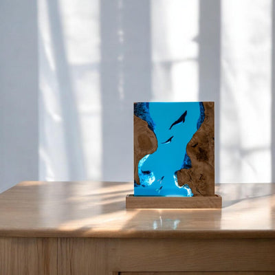 Whale Resin Epoxy Lamp