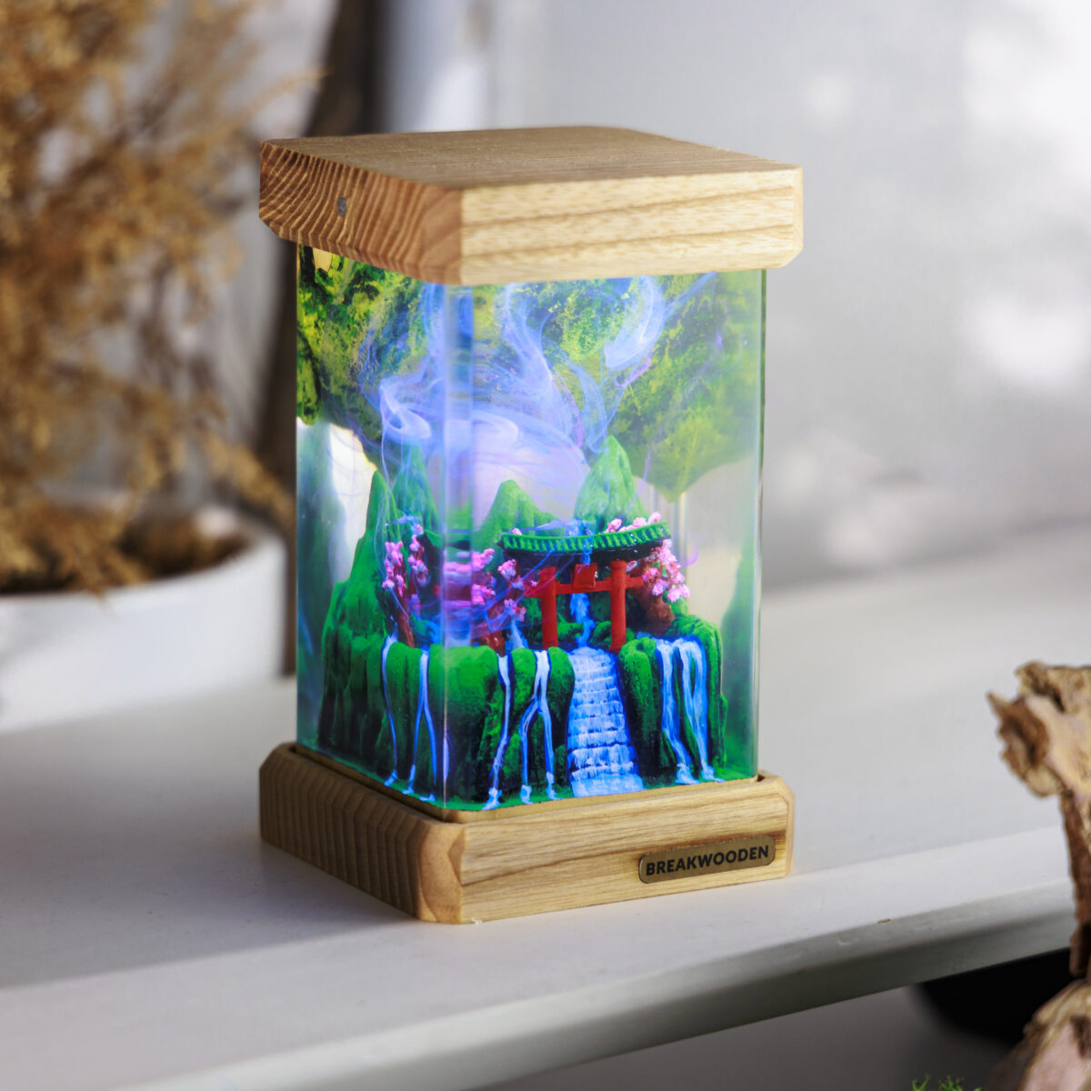 Torri Gate Resin Lamp