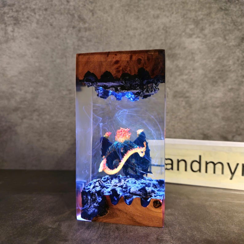 Lord of the Rings Balrog Diorama Lamp