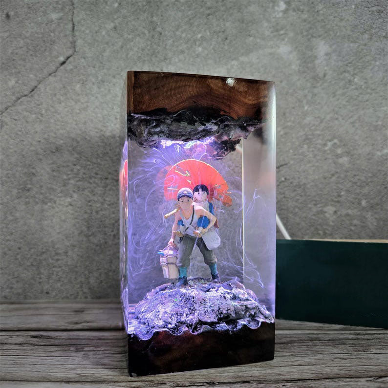 Grave of the Fireflies Statue