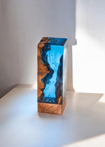 DEEP BLUE OCEAN Resin Epoxy Lamp