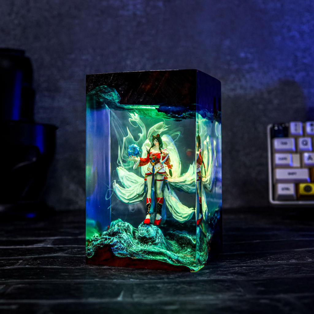 League of Legends Ahri Epoxy Lamp