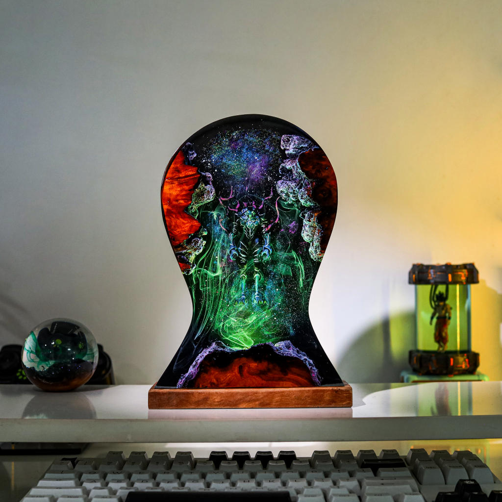 Beru Solo Leveling Headphone Stand Night Lamp