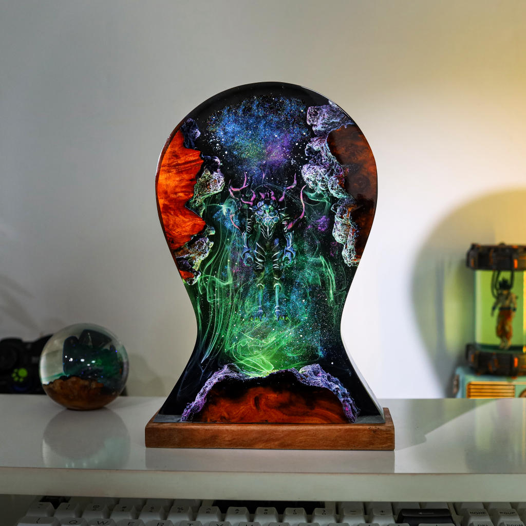 Beru Solo Leveling Headphone Stand Night Lamp