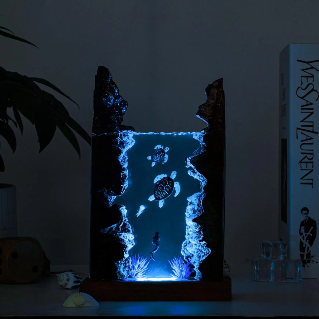 Sea Turtle Diver Night Light Ver 1