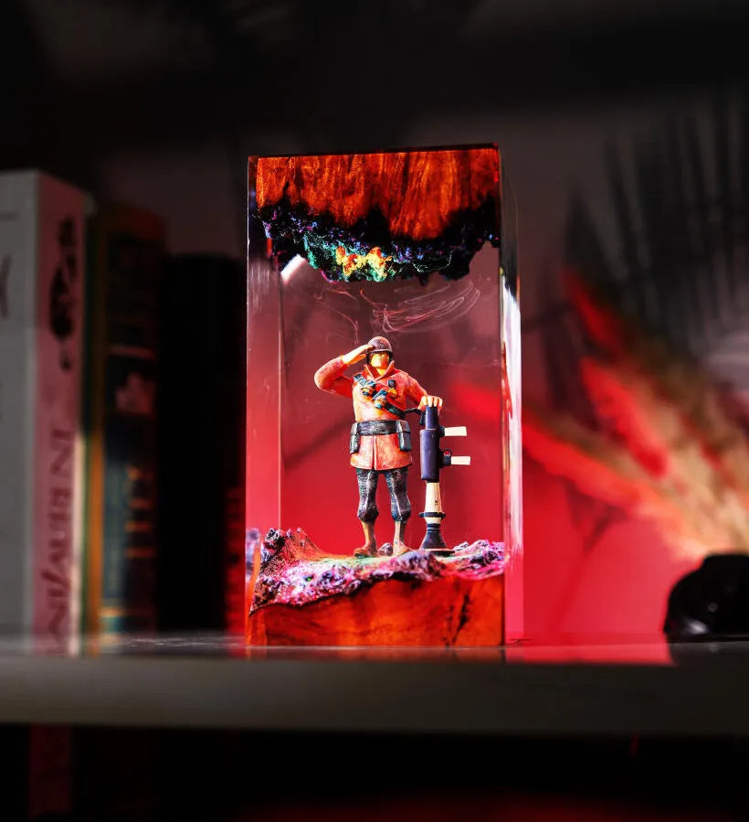 Red Soldier Team Fortress Resin Lamp