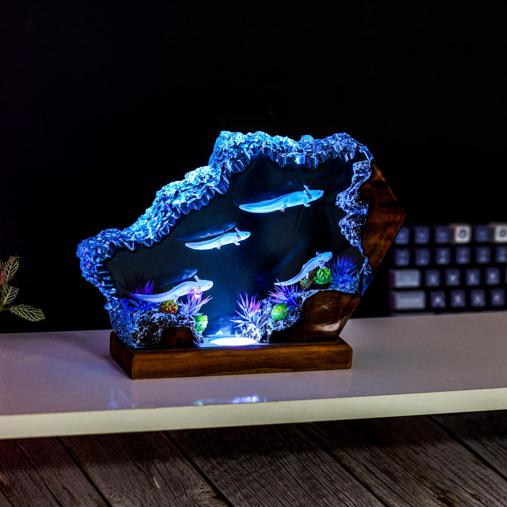 Swimming Axolotl Epoxy Lamp