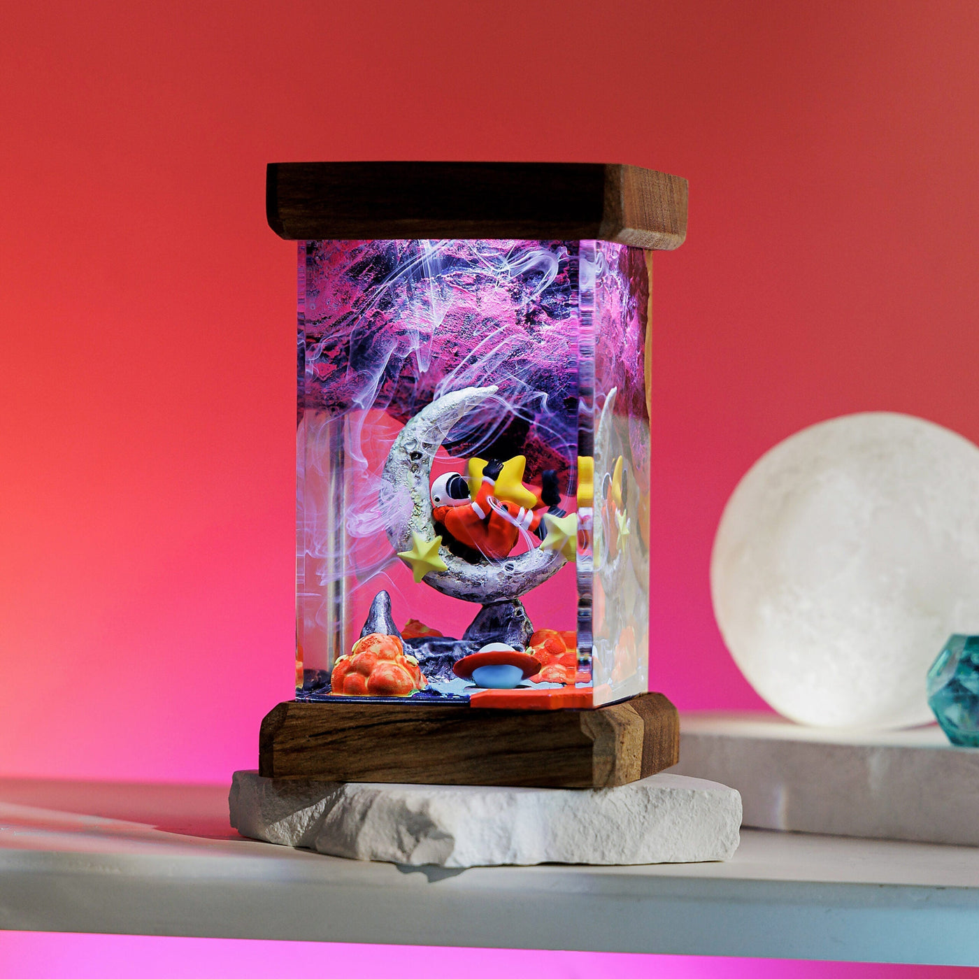 Astronaut on the Moon Resin Diorama Lamp