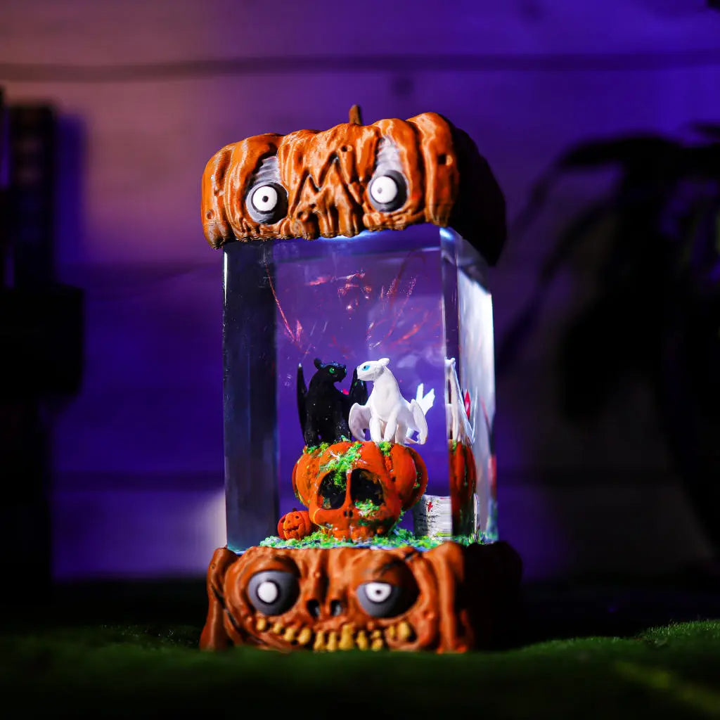 Toothless and Light Fury Halloween Resin Lamp