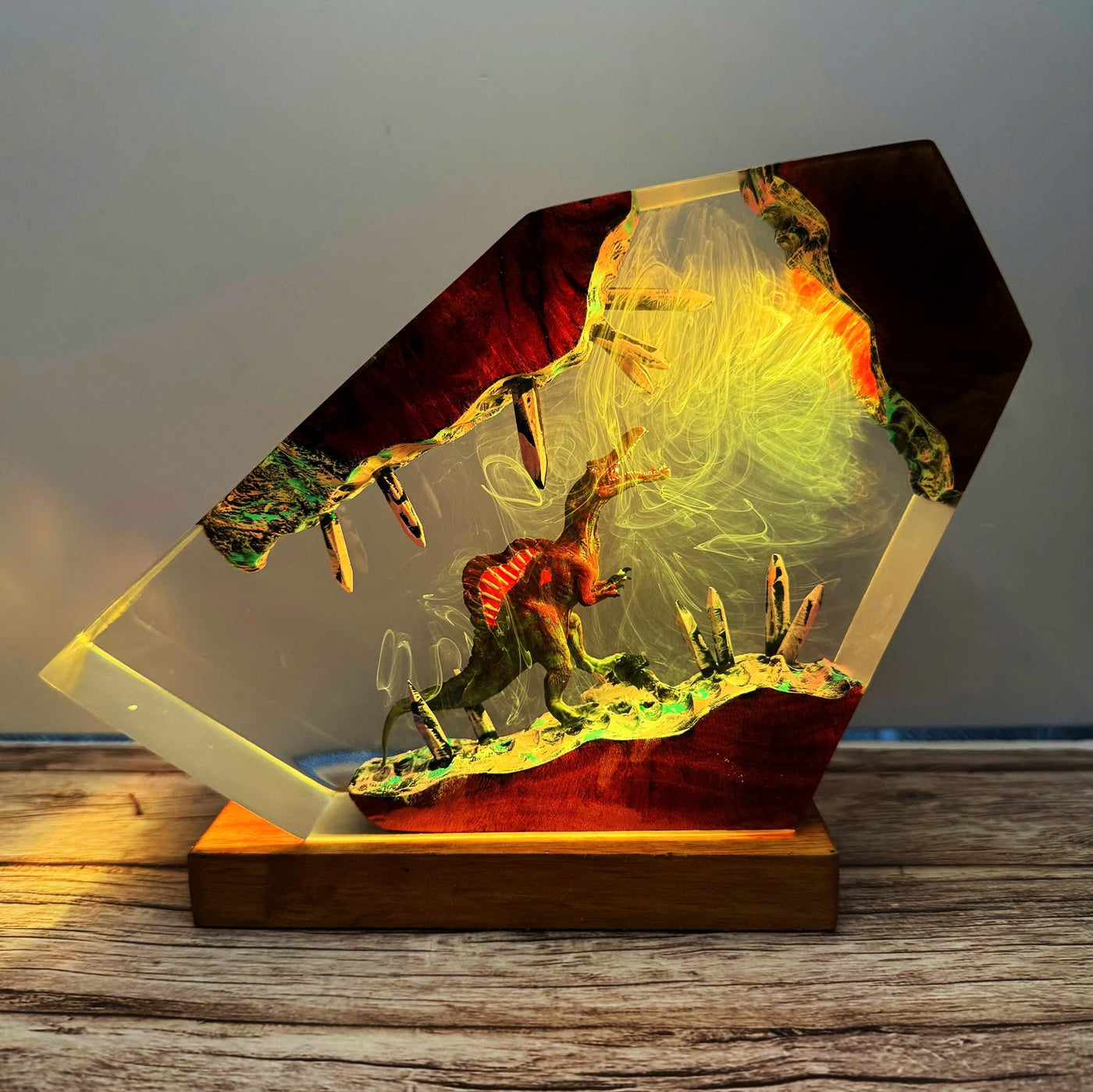 Spinosaurus Jurassic Park III Resin Lamp