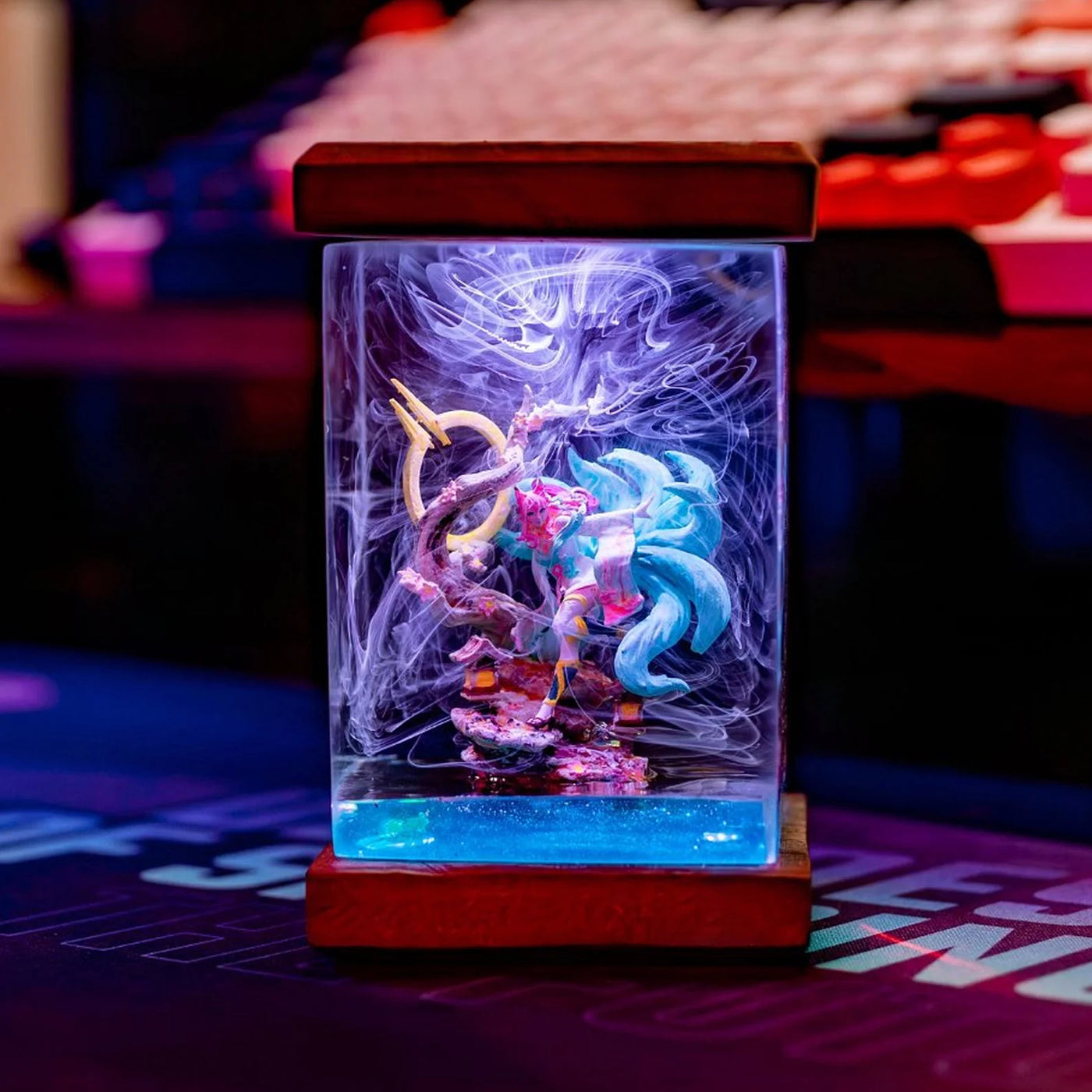 Ahri Nine-Tailed Fox Resin Lamp