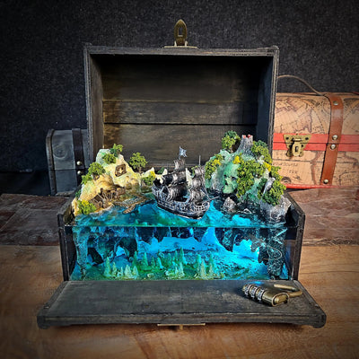 Pirate box lamp Resin Lamp
