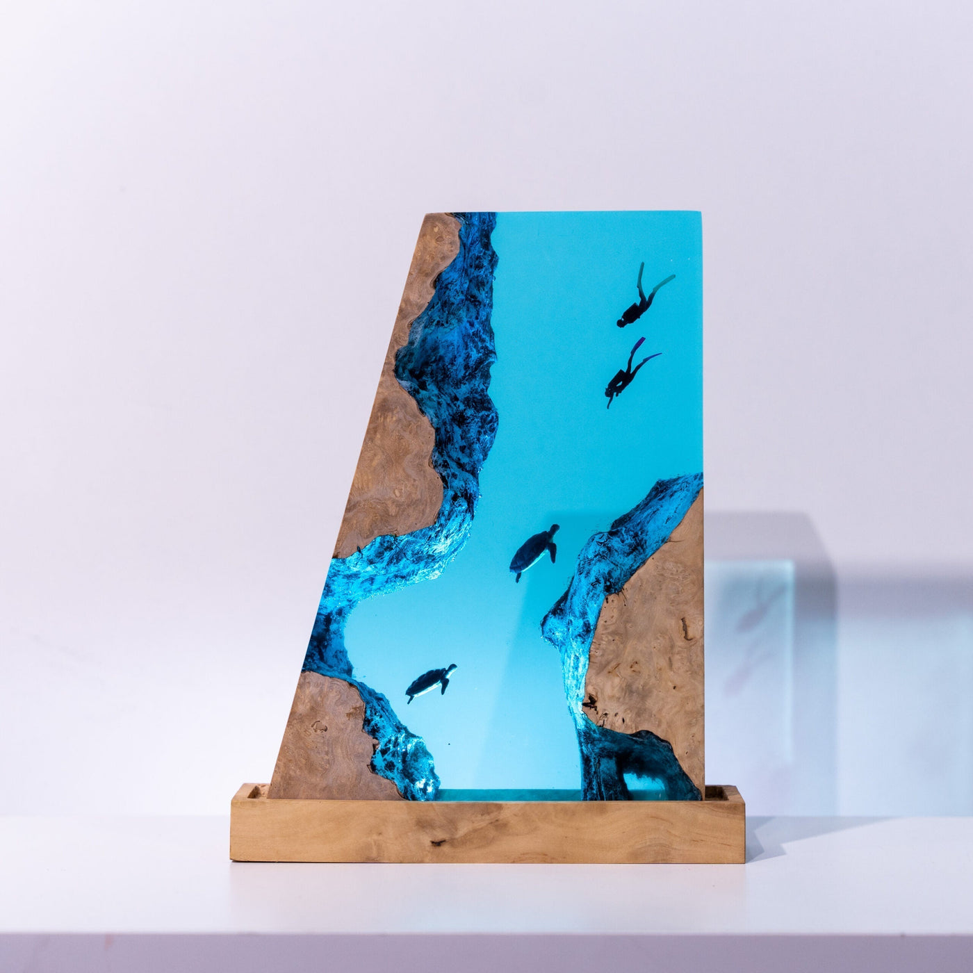 Scuba Diver Resin Lamp sail shape 2