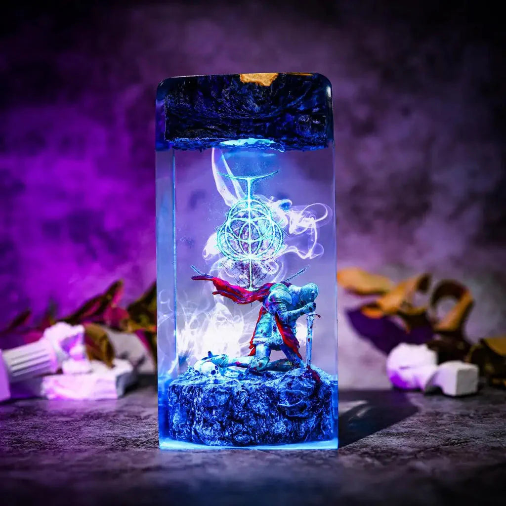 Kneeling Tarnished Elden Ring Resin Lamp