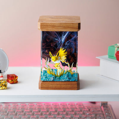 Jolteon Pokemon Resin Diorama Lamp