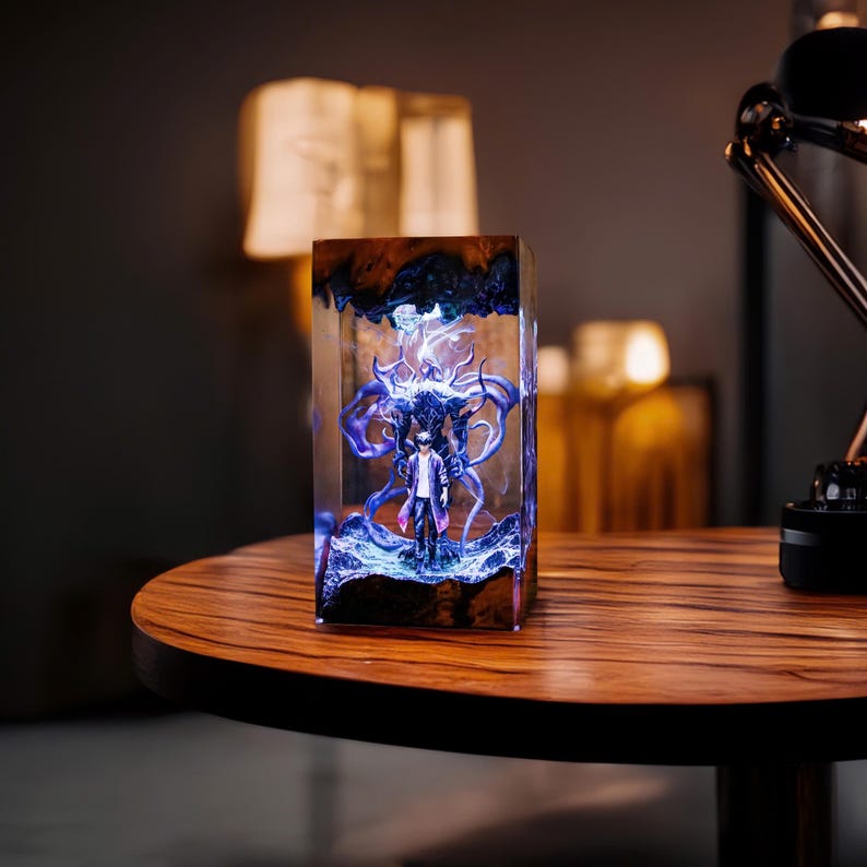 Sung Jinwoo vs Beru Resin Lamp