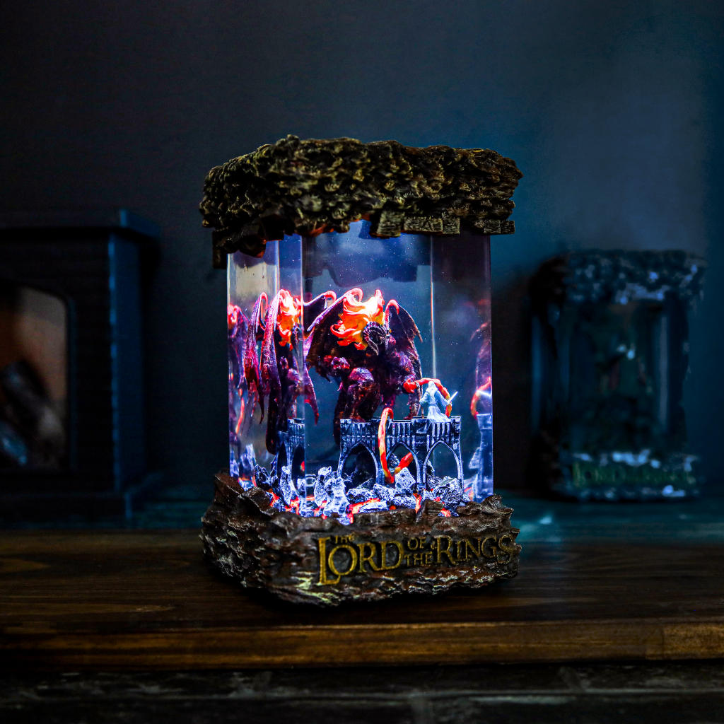 Lord of the Rings Gandalf Vs the Balrog Diorama Lamp