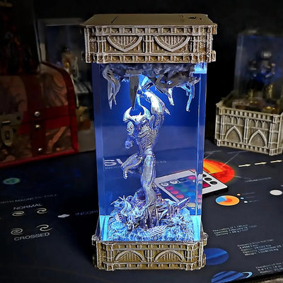 Steppenwolf DC Resin Lamp