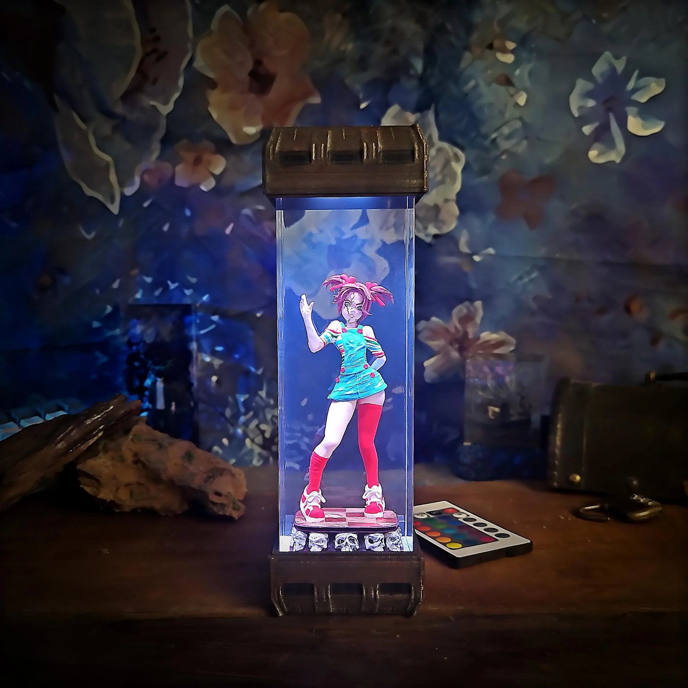 Freddy Girl Five Nights Style Resin Lamp