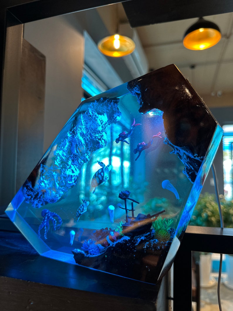 Turtle and Scuba driver Epoxy Lamp