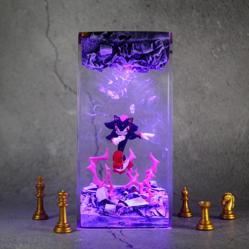 Shadow the hedgehog Resin Lamp