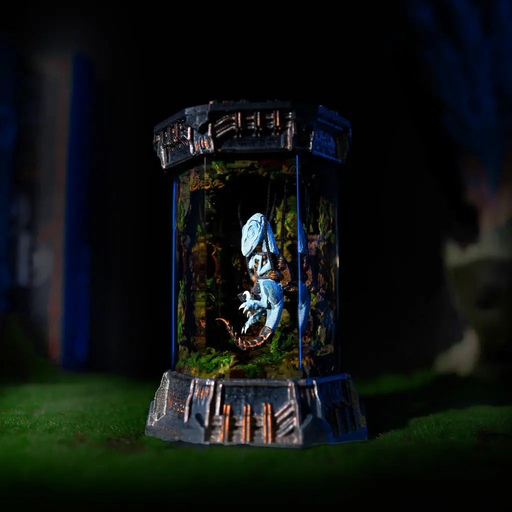 Raptor Dinosaur Incubator Resin Lamp  2