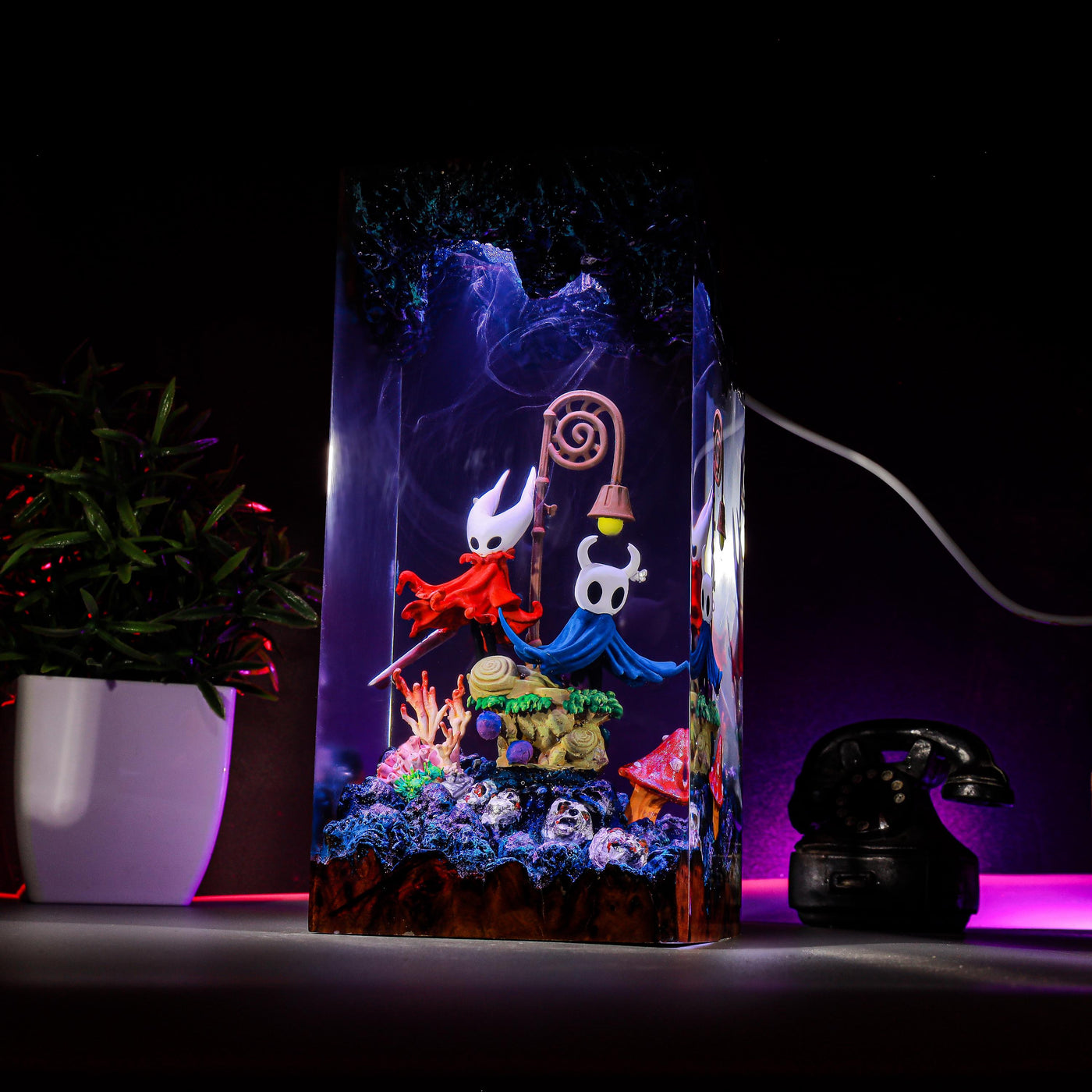 Silksong The Knight & Hornet Hollow Knight Resin Lamp