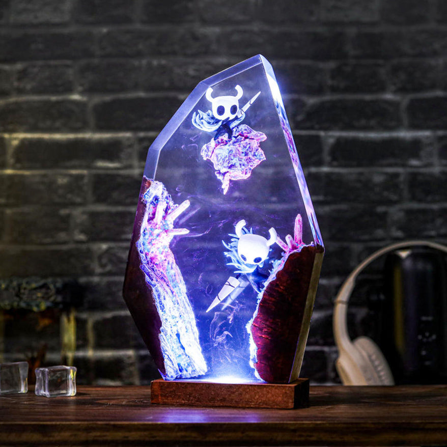 Hollow Knight Ver 3 Resin Lamp