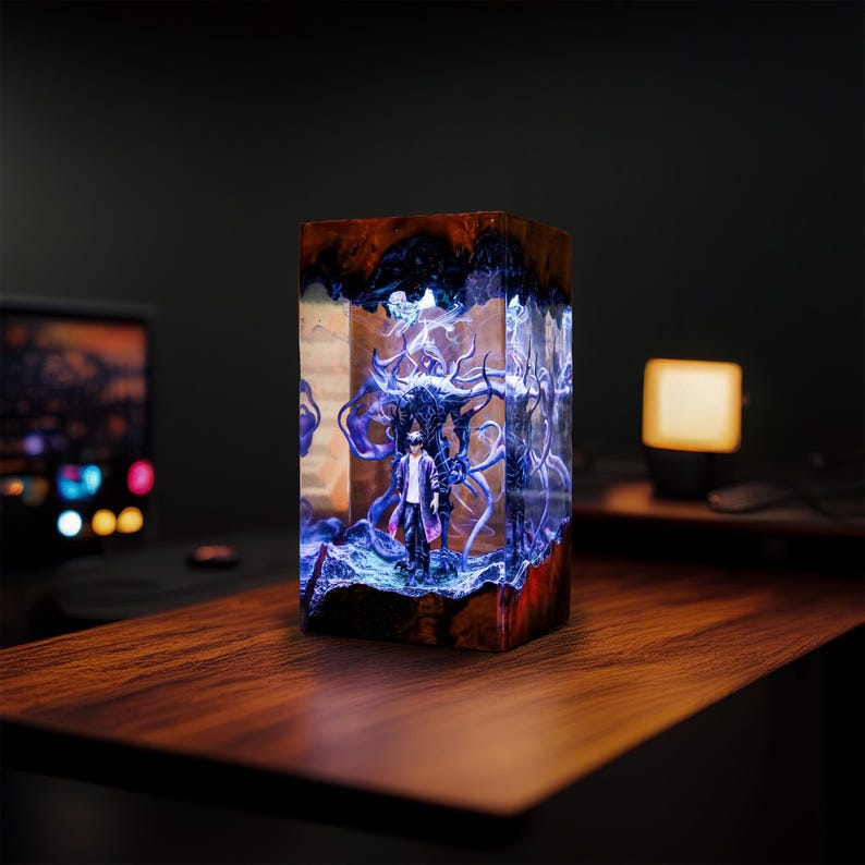 Sung Jinwoo vs Beru Resin Lamp