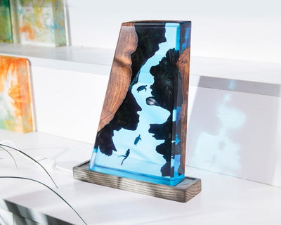 SQUARED TRIPEZOID – EPOXY LAMP