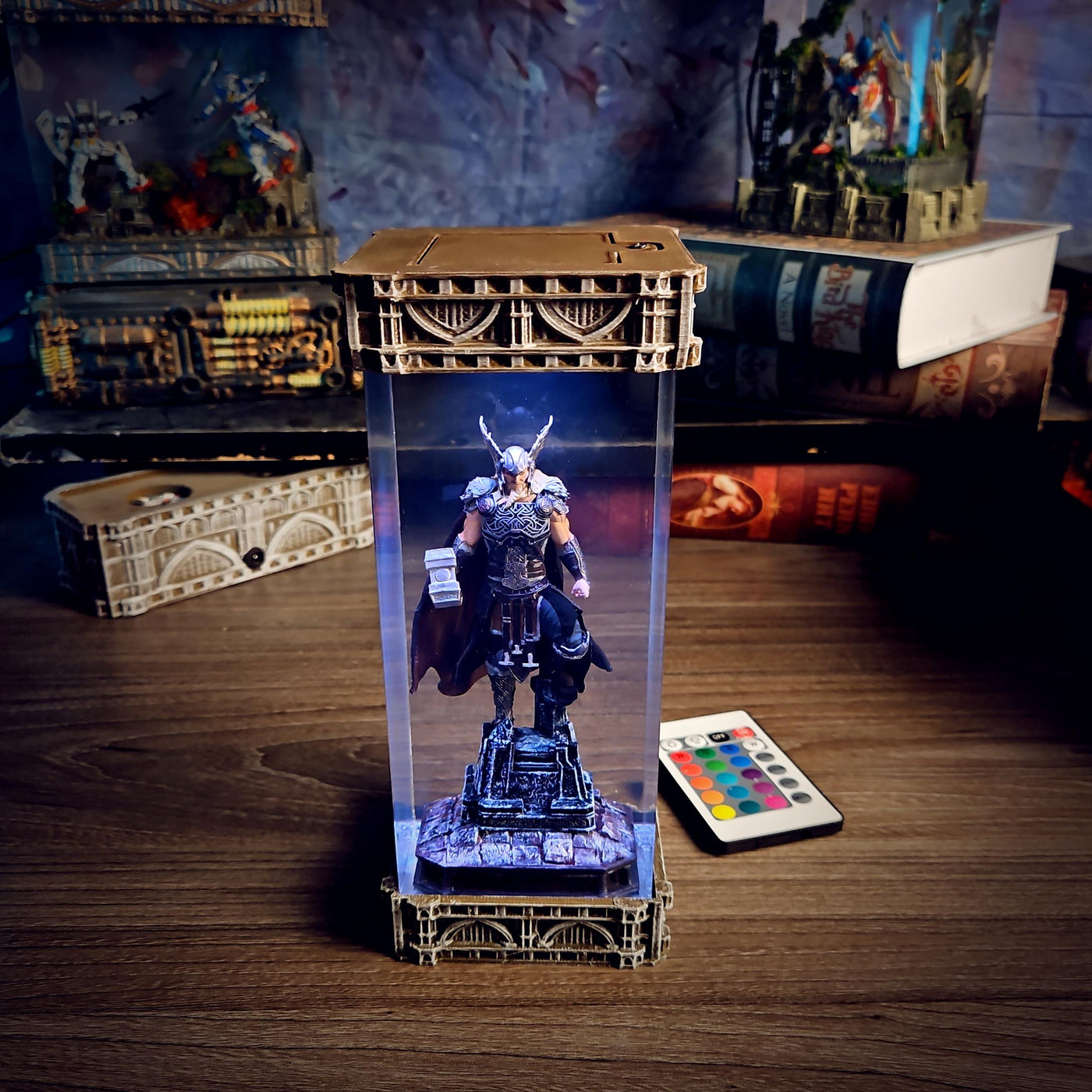 Thor Avenger Maverl Resin Lamp