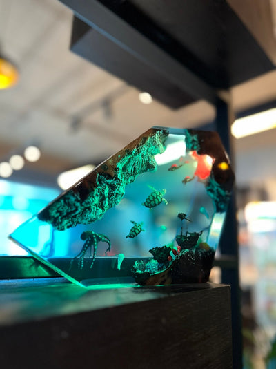 Turtle and Scuba driver Epoxy Lamp