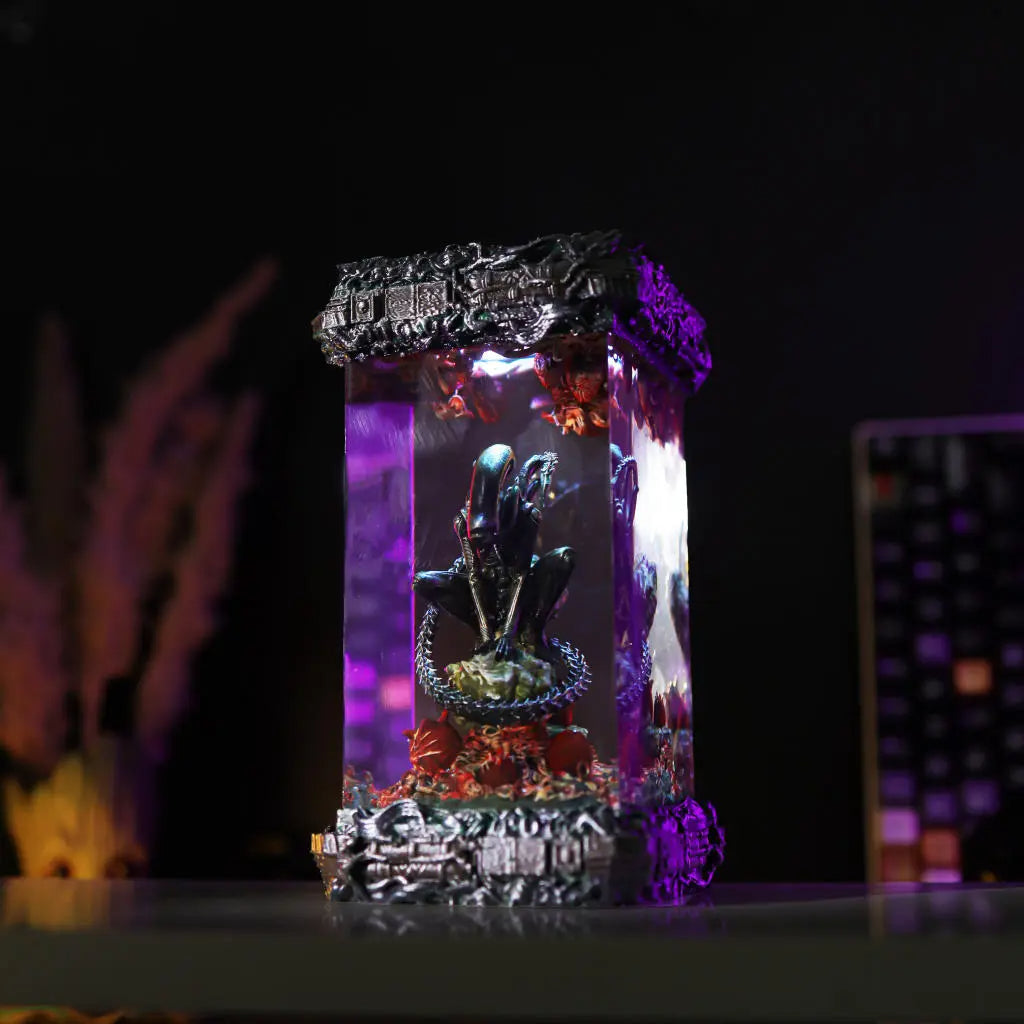 Alien Xenomorph Star Wars Resin Lamp  5