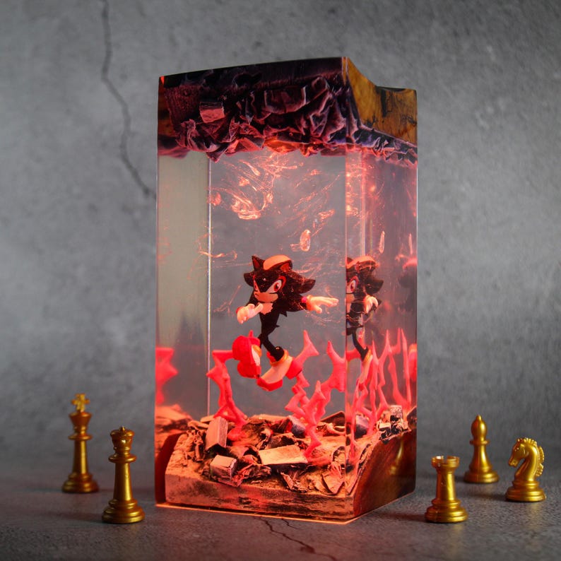 Shadow the hedgehog Resin Lamp