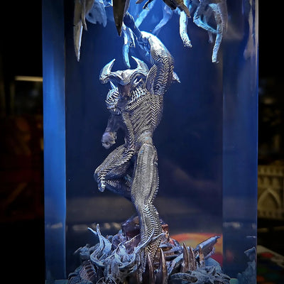 Steppenwolf DC Resin Lamp